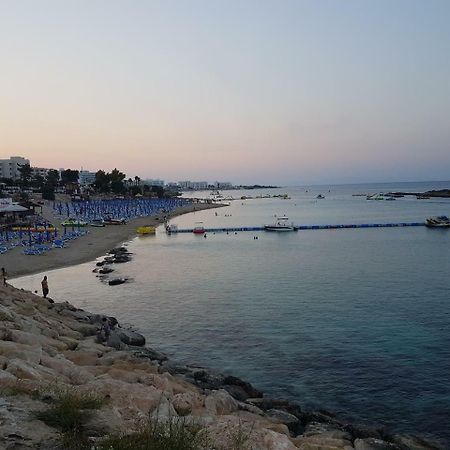 Astreas Beach Hotel Apartments Протарас Екстериор снимка