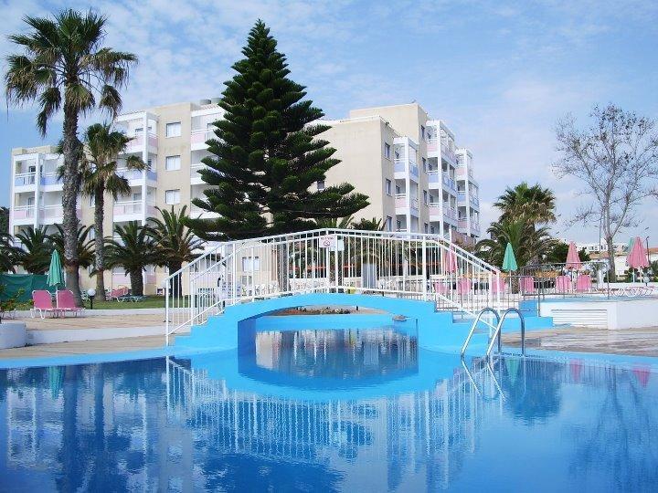 Astreas Beach Hotel Apartments Протарас Екстериор снимка