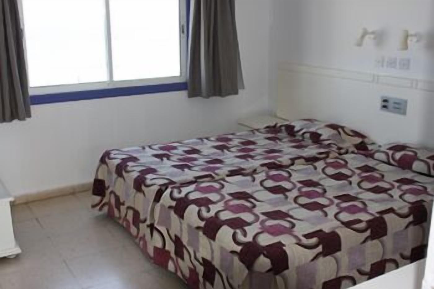 Astreas Beach Hotel Apartments Протарас Екстериор снимка